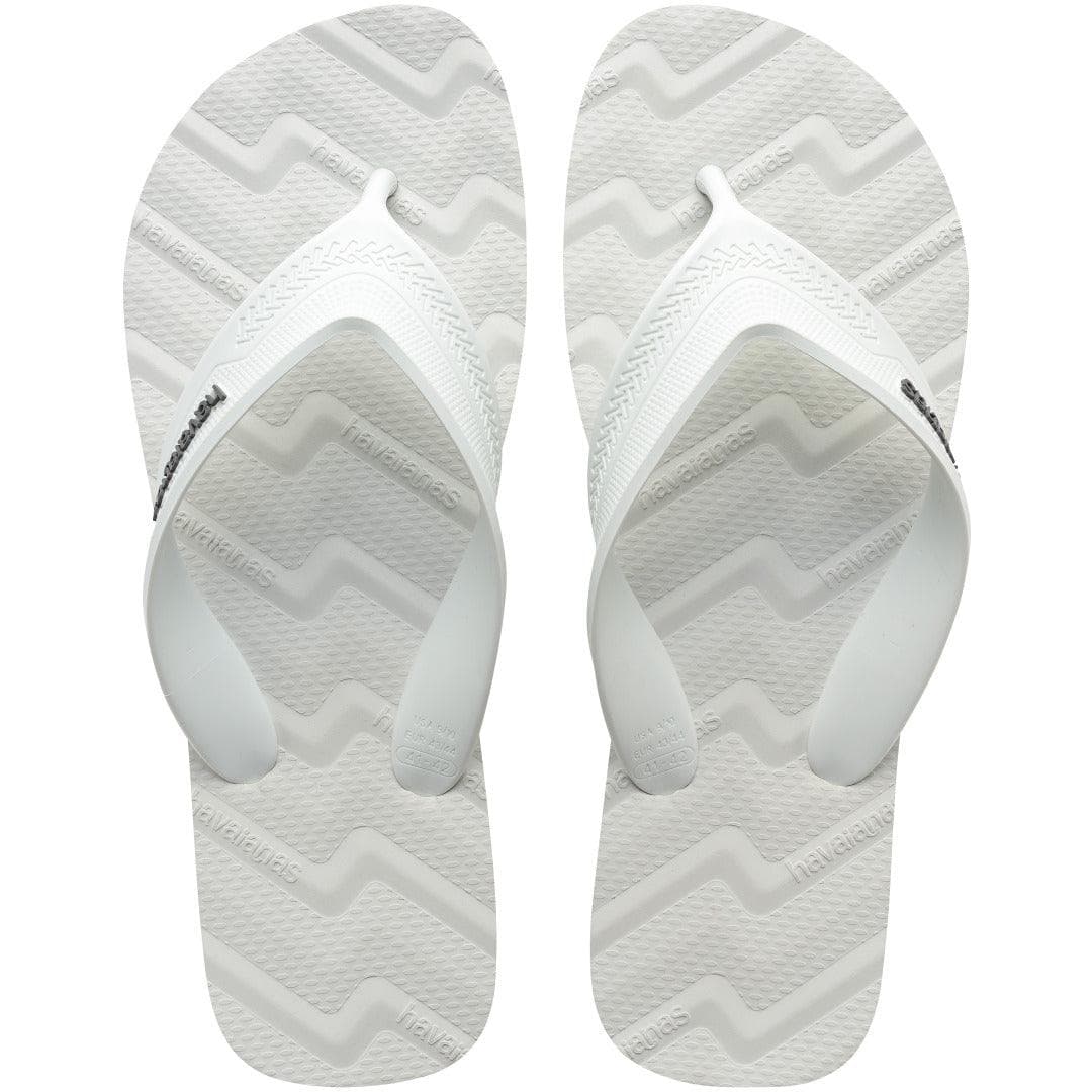 Havaianas Track Waves